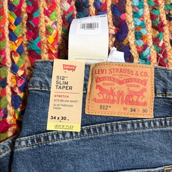 NWT LEVI’S slim taper jeans - Picture 2 of 3